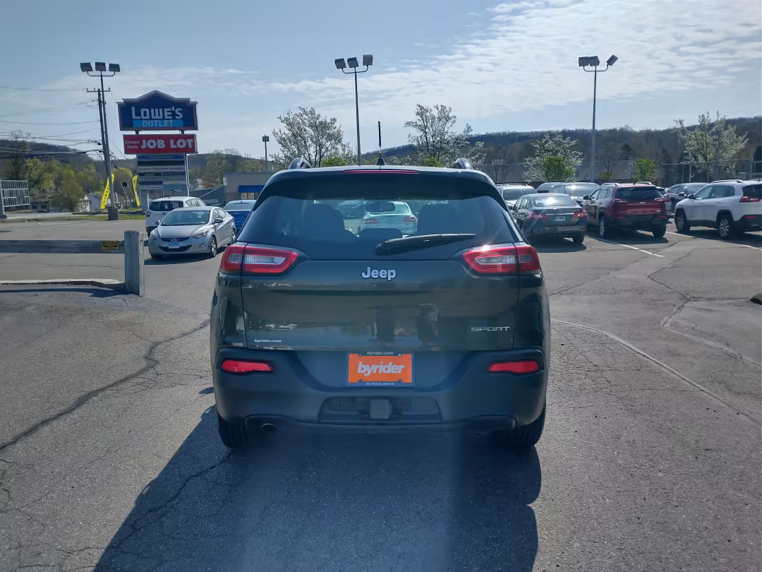 2016 Jeep Cherokee - 1C4PJLAB7GW116235 - Image #4
